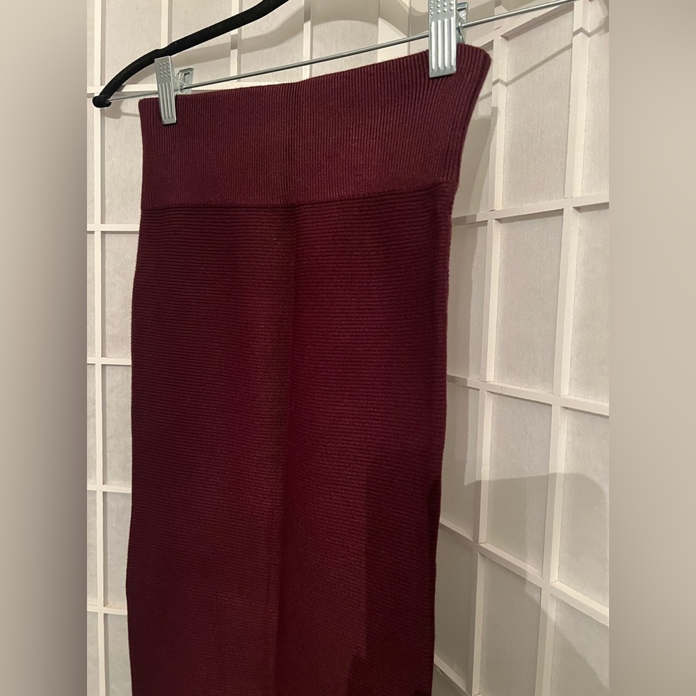 EXPRESS Burgundy Cutout Long Sleeve Top and Skirt Set NWT - Picture 5 of 10